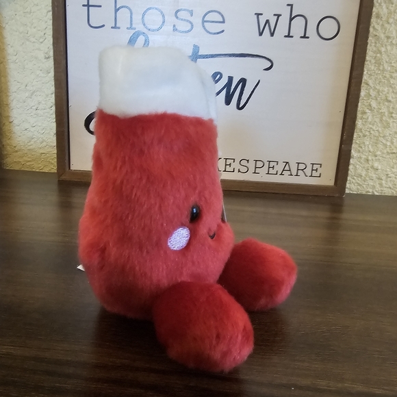 Palm Pal Holly The Stocking Hallmark Aurora Soft Plush 4.5 Inch NEW Christmas - Picture 3 of 10